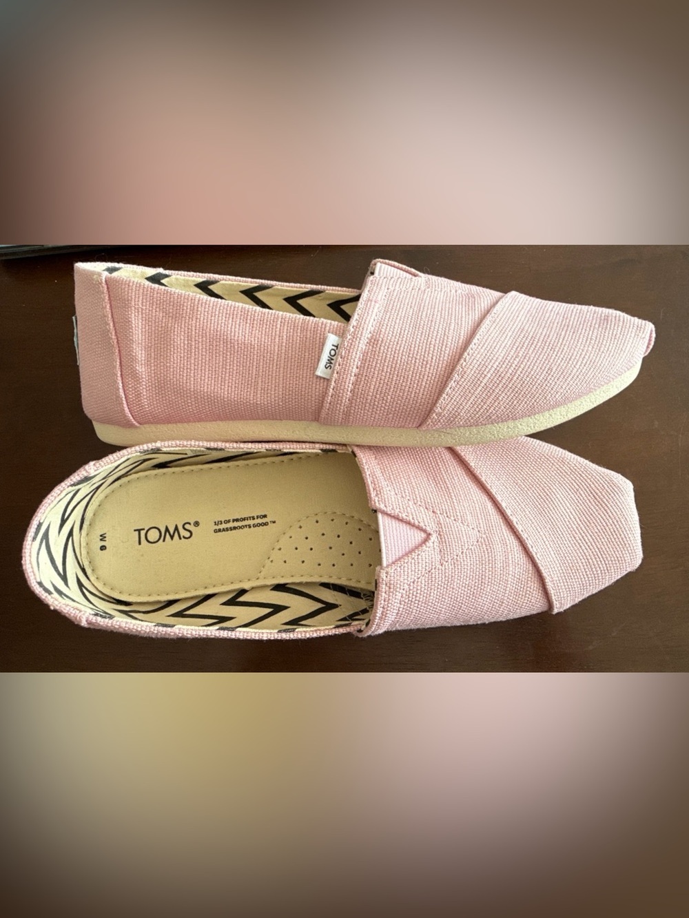 TOMS pink canvas shoes size 6 new